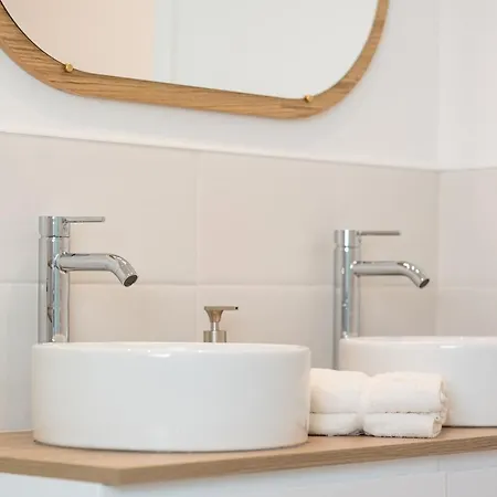 Duplex Petit-fort Proche Apartmán *